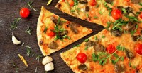 Cafe Mastani Special Pizza