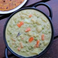 Veg Kurma (Sweet)