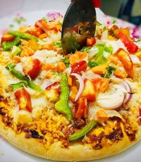 Farm House Veg Cheese Pizza (Small)